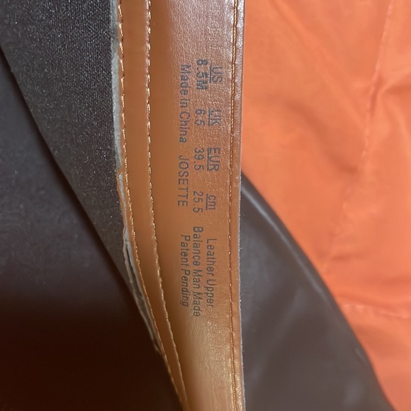 Wide shaft Naturalizer boot size 8.5M - Picture 10 of 10